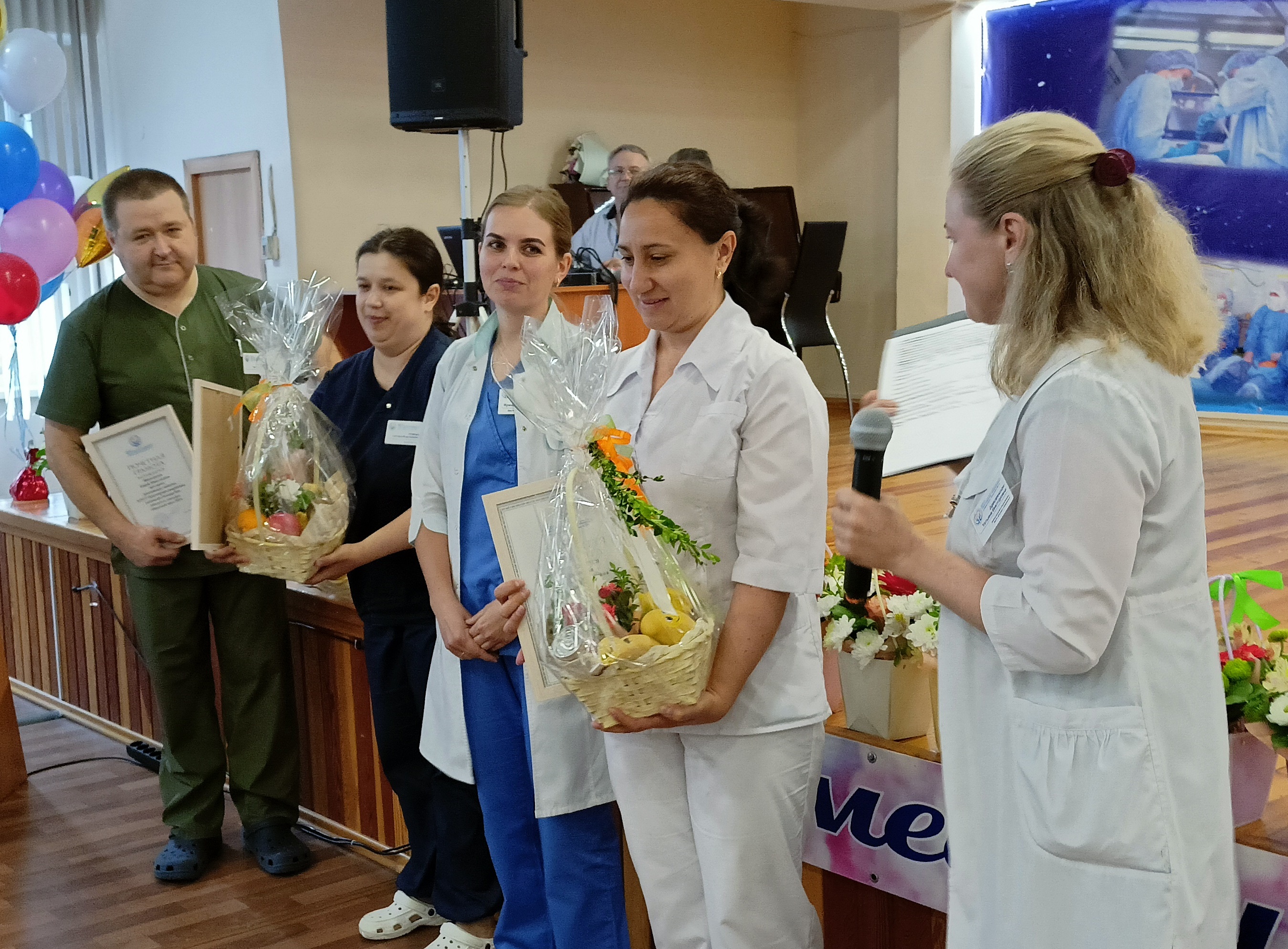 В Больнице на Кутузова стартовал ежегодный конкурс "Народные"