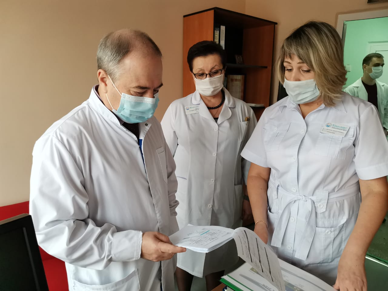 Борис Немик возобновил обходы медицинских учреждений, прерванные из-за пандемии COVID-19