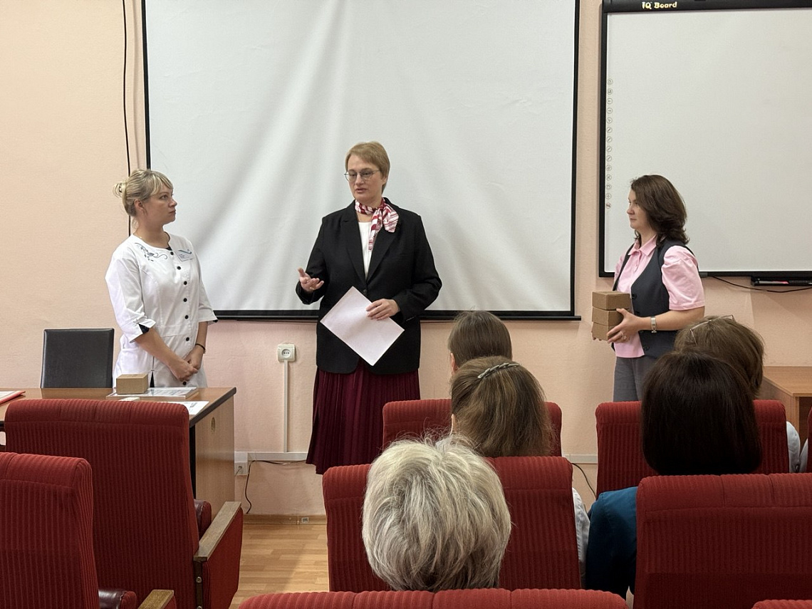 В Академии «Призвание» отметили вклад сотрудников КМКБ №4 в формирование медицинских кадров